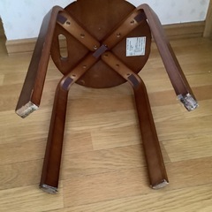 昭和レトロ 丸椅子　スツール　木製椅子　踏み台　持ち手付き　古家具の画像