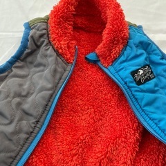 リバーシブルベストの画像