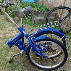 折りたたみ自転車の画像