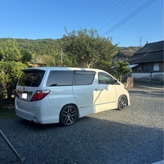 アルファード 20系　自作コンソール　　社外テールランプの画像