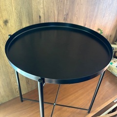 IKEA  サイドテーブル　テーブルの画像