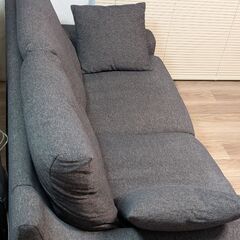 【年内引き取り希望】3人掛けソファーの画像