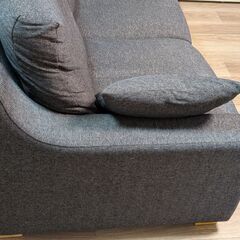 【年内引き取り希望】3人掛けソファーの画像