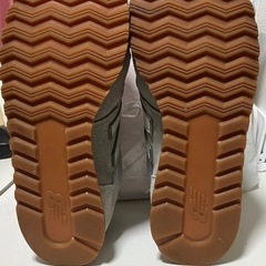 New Balance 520 グレー  の画像