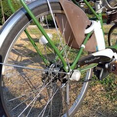 ブリジストン電動自転車、バッテリー2台、充電器2台の画像