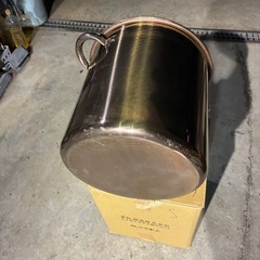 ステンレス製 寸胴鍋 約20L 蓋付きの画像