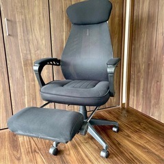 ワークチェア（ビジネスチェア）オットマン付きの画像