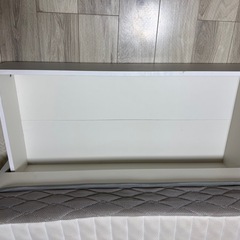 【買取者と
取引中】セミダブルベッド マットレスの画像