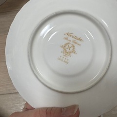 ノリタケ　ボーンチャイナcute rose小皿の画像