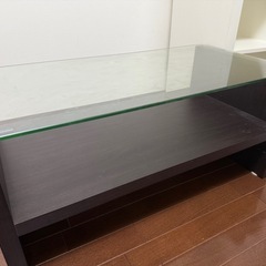 ガラス板ローテーブルの画像
