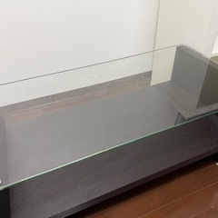ガラス板ローテーブルの画像