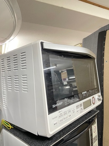 配送可能　保証付き SHARP 2020年製　過熱水蒸気オーブンレンジRE-SS10X-W (ホワイト系)