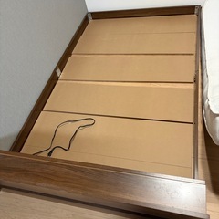 セミダブル用ベッドフレーム　※引き取り可能な方のみ無料でお譲りします。の画像