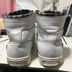 WOOLRICH × TIMBERLAND ブーツ 白の画像