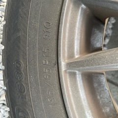 ステップW使用　スタッドレスタイヤ（195 65 R15）の画像