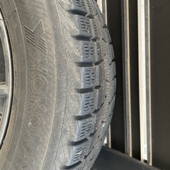 ステップW使用　スタッドレスタイヤ（195 65 R15）の画像