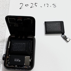 【バッテリー新品交換済み】Apple Watch SERIES 2 スペースグレイ 42mm 初期化済みの画像