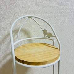 白猫トイレットペーパーホルダーの画像