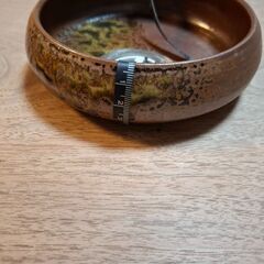 陶器の器1つの画像