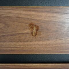 木目×ブラックフレーム キッチンボード（レンジボード） コンセント付きの画像