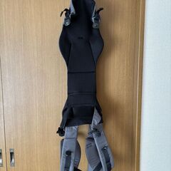 【無料・送料のみ負担】ベビーキャリアファースト 抱っこ紐 新生児から使用可能の画像