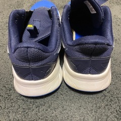 プーマ　スニーカー　23㎝
の画像