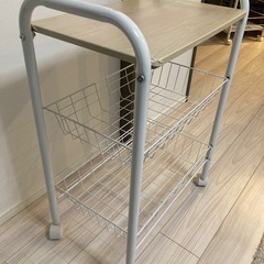 スチールラックの画像