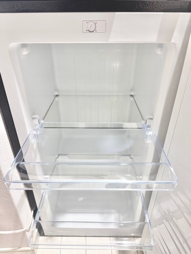 【保証書付き】冷凍庫　65L　