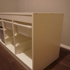 IKEA TROFAST（トロファスト）収納コンビネーション 白フレーム＋収納ボックス付きの画像