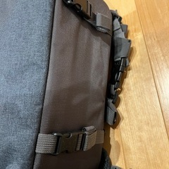 【底値出品！美品！ 】カメラ収納付リュックの画像