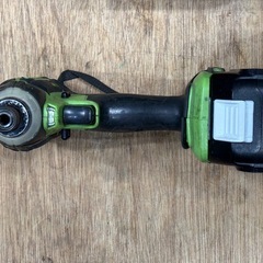 【別府市】makita マキタ TD149D インパクトドライバー 6.0Ahバッテリー&充電器付き 動作良好の画像