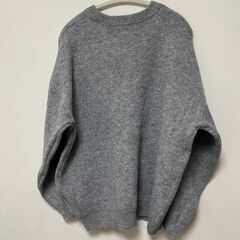 しまむら NONコラボ フロッキープリントニットプルオーバーの画像