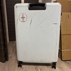 スーツケースの画像