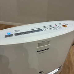 Panasonic 加湿セラミックファンヒーターの画像