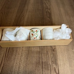 長期保管品！未使用！木箱つき湯呑5個セット
の画像