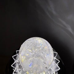 白水晶2個付き月の台座セットの画像