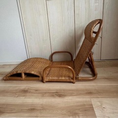 ラタン製折りたたみリクライニングチェア の画像