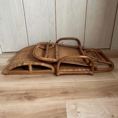 ラタン製折りたたみリクライニングチェア の画像