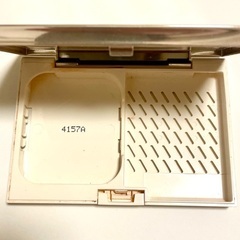 資生堂　エリクシール　パウダーファンデーションのケース　鏡付き　美品の画像