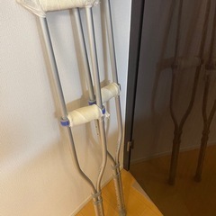500円でお譲りします‼️松葉杖🩼‼️の画像