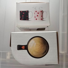 【未使用2個セット】フライングタイガー ミキシングマグカップ＆マジックマグの画像