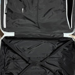 スーツケースの画像