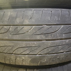 15インチ　タイヤの画像