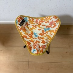 折りたたみ式アウトドア用三脚チェアの画像