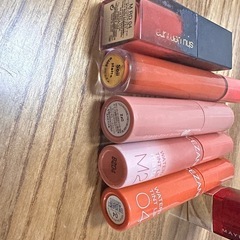 化粧品まとめ売りの画像