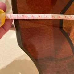 木製のテーブルの画像