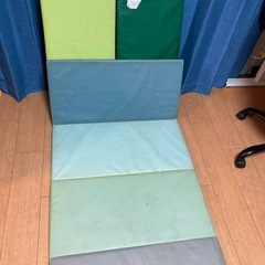 【良品】IKEA 折りたたみ プレイマット 3枚セットの画像