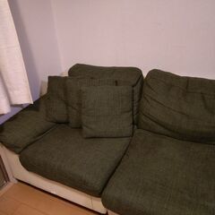 差し上げます □ 3人掛けソファ □ 一部バネ不良の画像