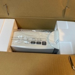 SHARP シャープ 加湿セラミックファンヒーター HX-L120-Wの画像