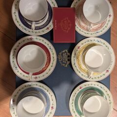 ロワイヤル リモージュのコーヒーカップセット　未使用の画像